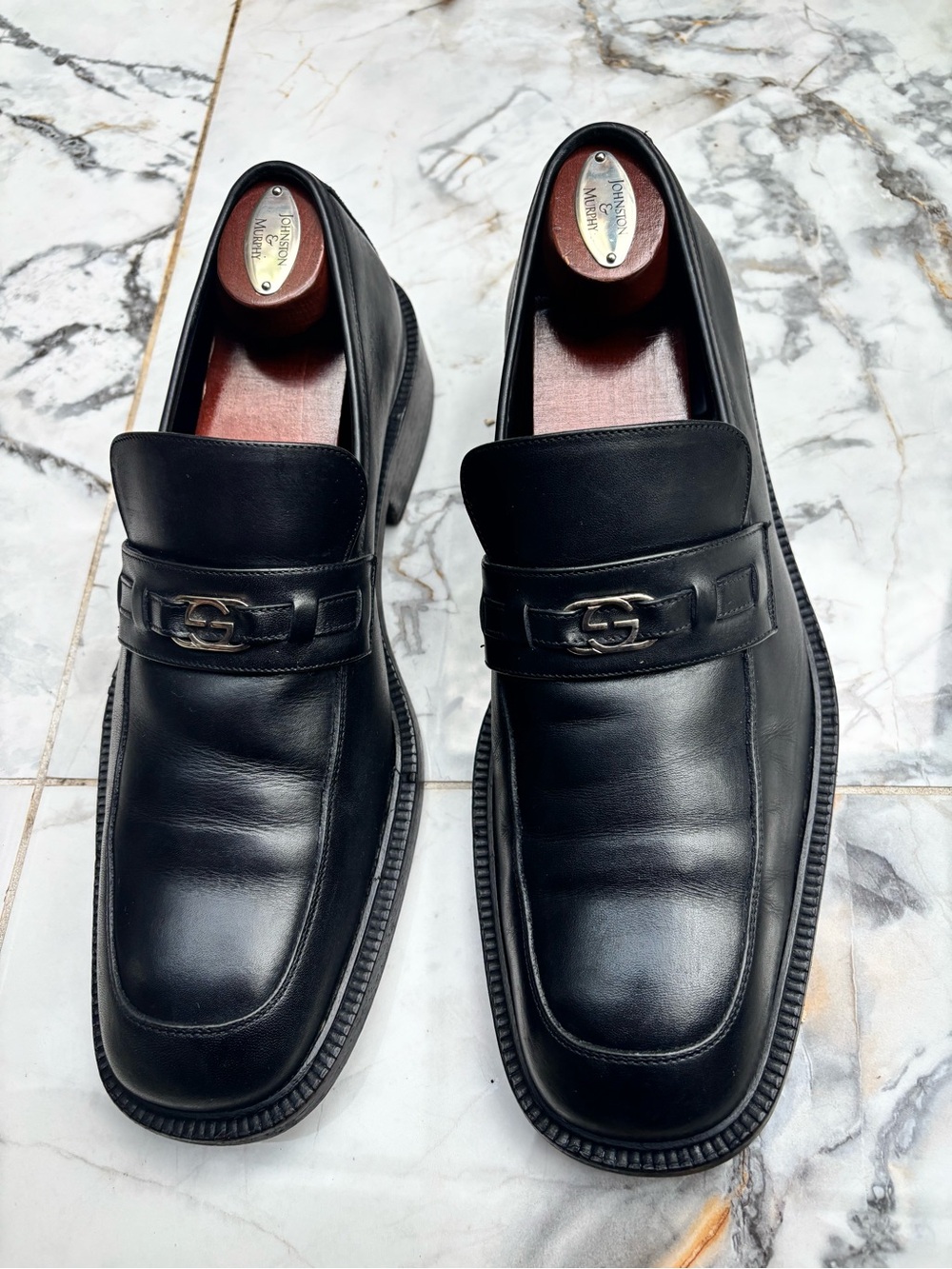 Authentic Gucci black loafers 9.5 E
